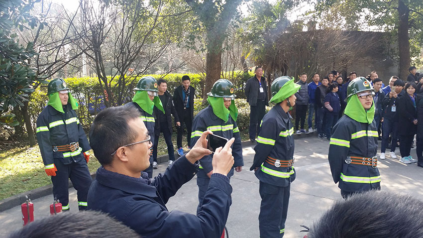 杭州滬寧組織開展消防演練活動
